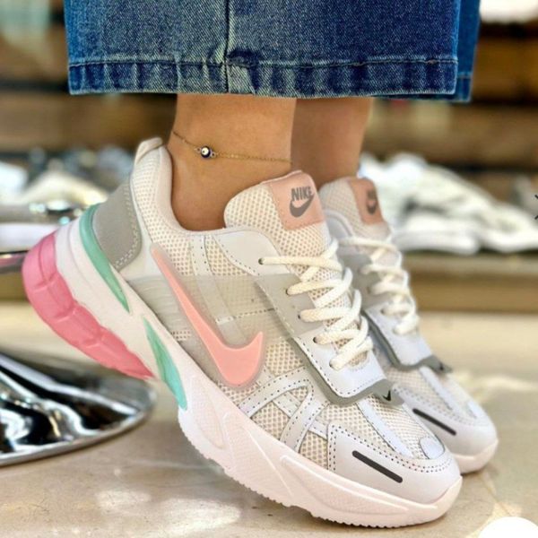 کتونی نایک وی تی کی