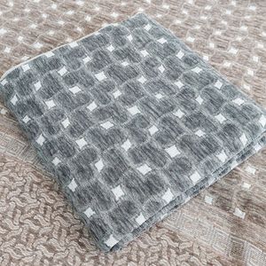 خرید آنلاین زیرسفره ای مخمل شانل طرح قلب