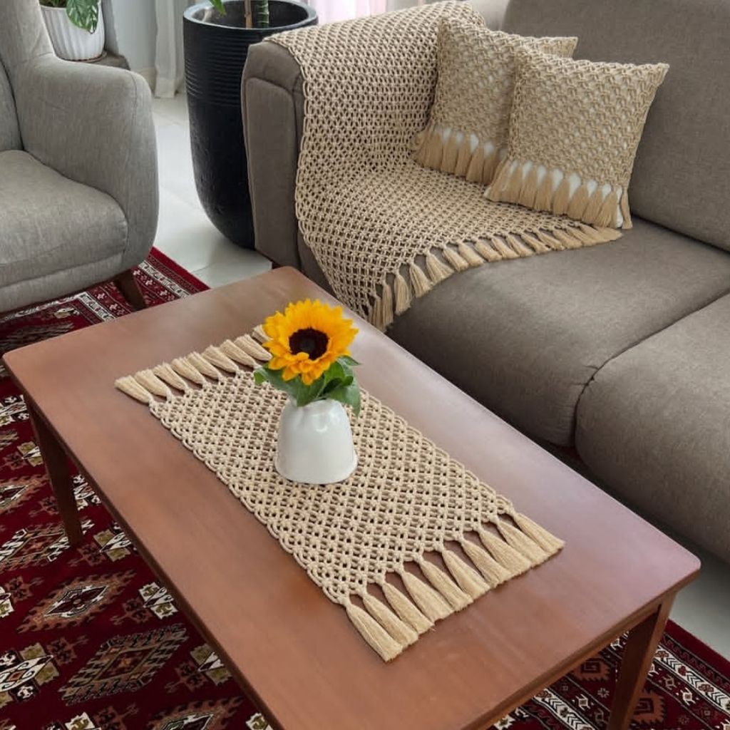 مشخصات ست کامل شال مبل و رانر و کاور کوسن دوعدد مکرومه بافی