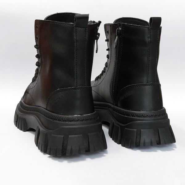 نیم بوت مردانه برشکا طرح دکتر مارتینز