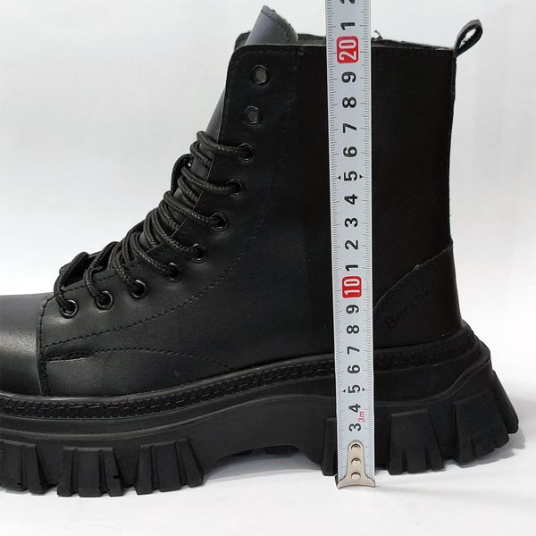 نیم بوت مردانه برشکا طرح دکتر مارتینز