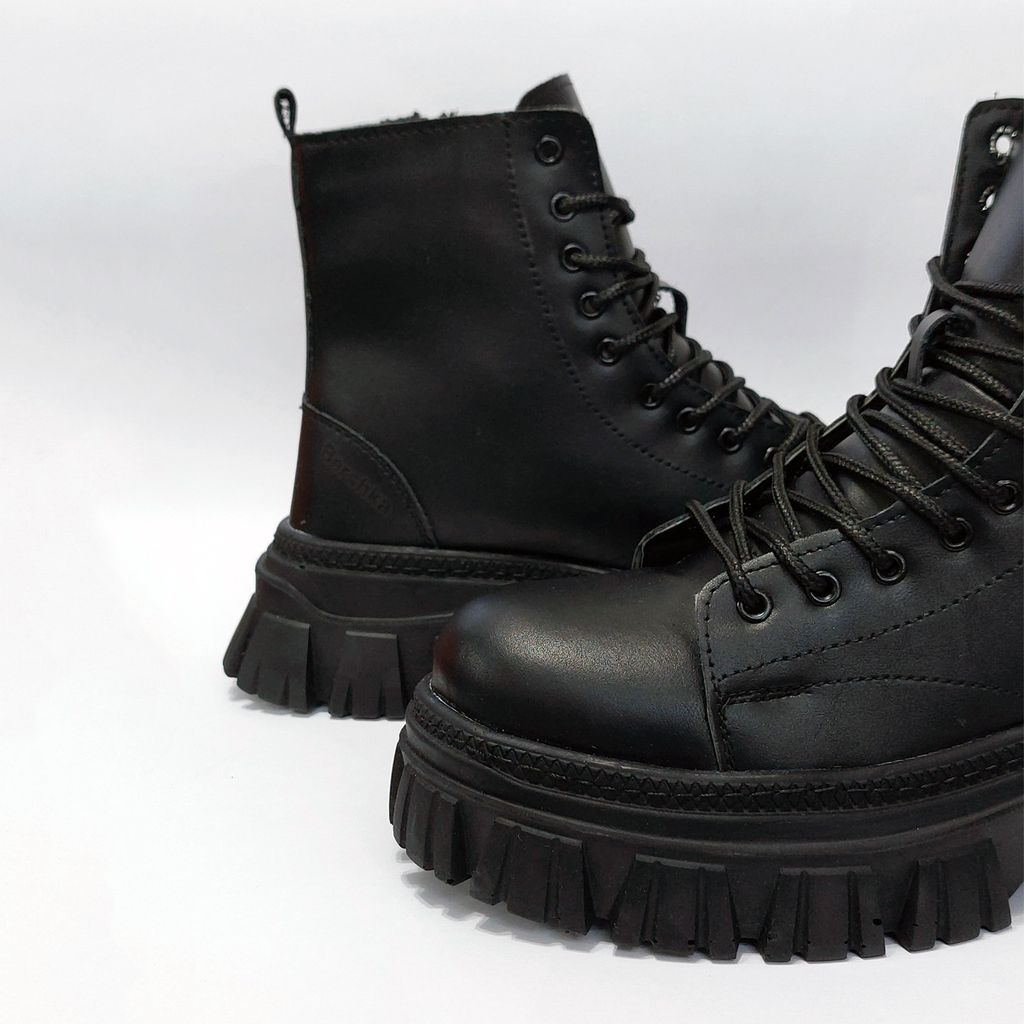 خرید اینترنتی نیم بوت مردانه برشکا طرح دکتر مارتینز