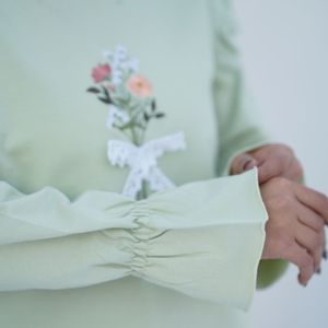 خرید انلاین بلوز دورس گلدوزی شده زنانه