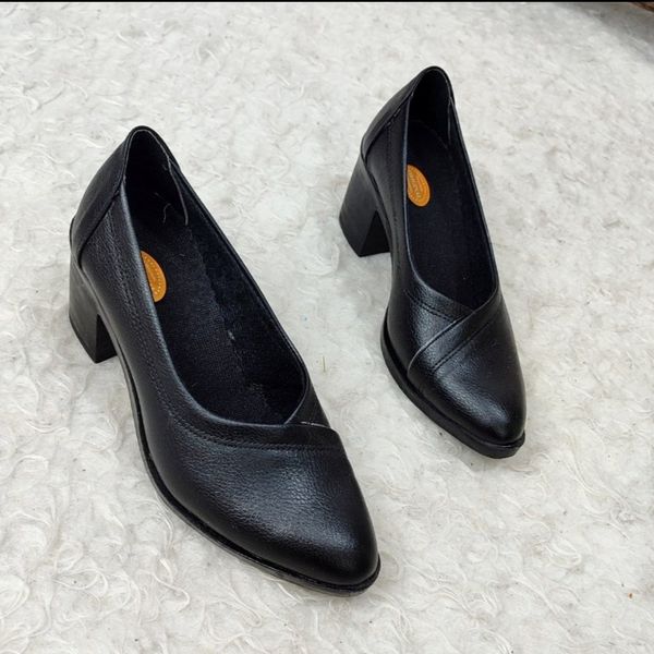 کفش زنانه اداری پاخور عالی پاشنه 7 سانت پیو نرم سبک شرکتی