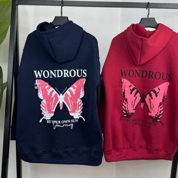 هودی پشت پروانه