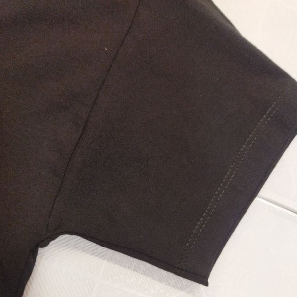 تیشرت کراپ ساده سفید و مشکی tsh5r