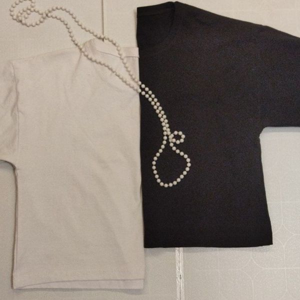 تیشرت کراپ ساده سفید و مشکی tsh5r