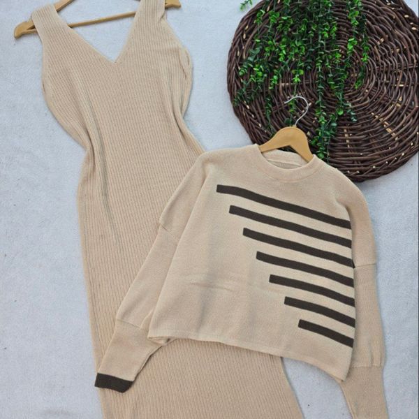 ست بافت زنانه طرح نیم خط