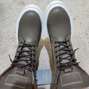 بوت چرم زیتونی سایز 39