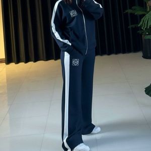 خرید آنلاین سوییشرت شلوار مدل لوگویی نورا