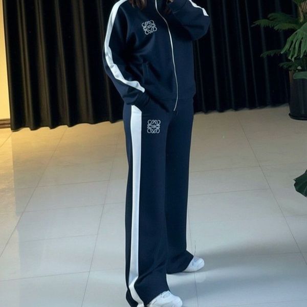 سوییشرت شلوار مدل لوگویی نورا