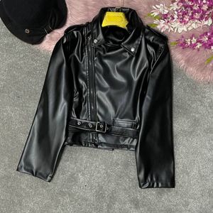 فروش اینترنتی کت چرم زنانه