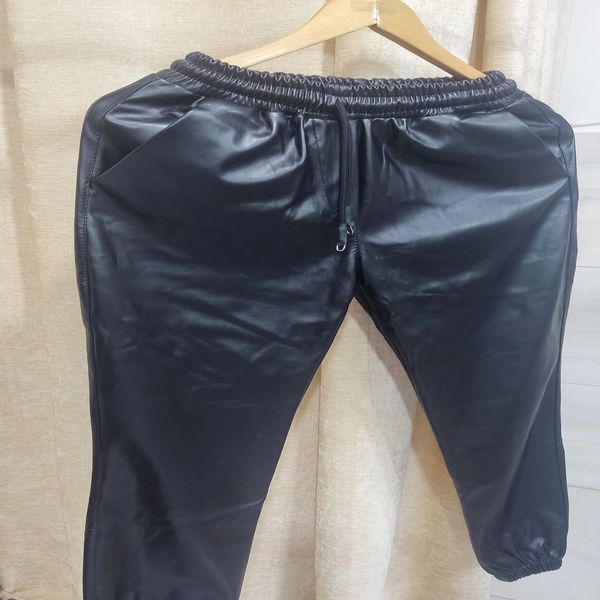 شلوار زنانه چرم دمپا گت دار