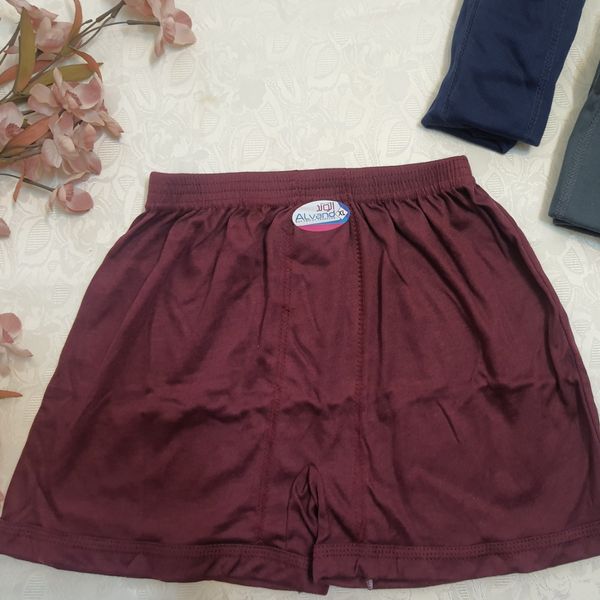 شورت مردانه پاچه دار نخپنبه الوند