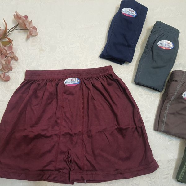 شورت مردانه پاچه دار نخپنبه الوند