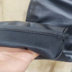 خرید اینترنتی قیمت شلوار زنانه چرم جذب مشکی