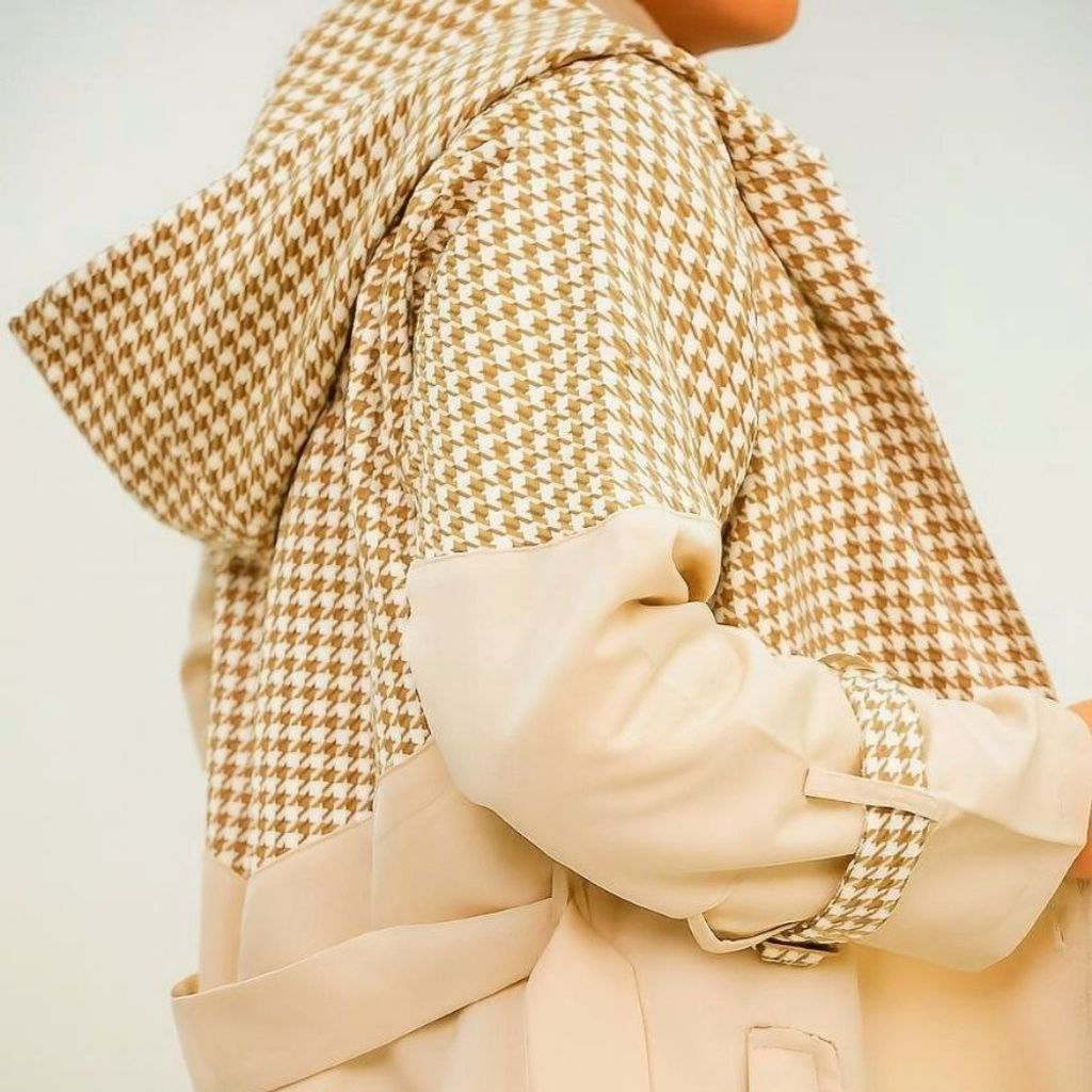 مشخصات مانتو نیلوفر نورا