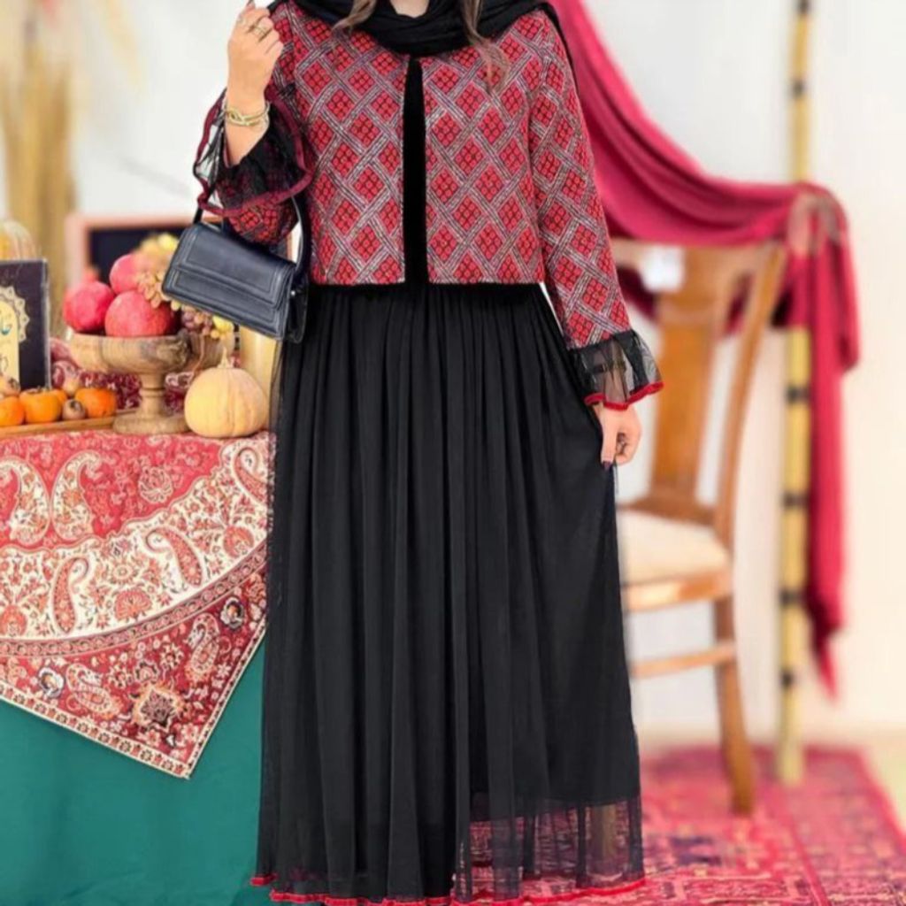 خرید آنلاین کت و دامن زنانه مجلسی طرح گل بانو