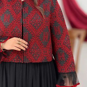 خرید انلاین کت و دامن زنانه مجلسی طرح گل بانو