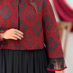 قیمت کت ودامن مجلسی طرح گل بانو