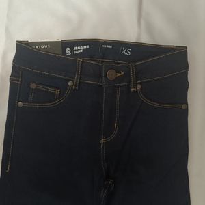 خرید آنلاین شلوار جین زنانه سورمه ای تیره طرحدار کوبوس مدل moj 24689 jegging