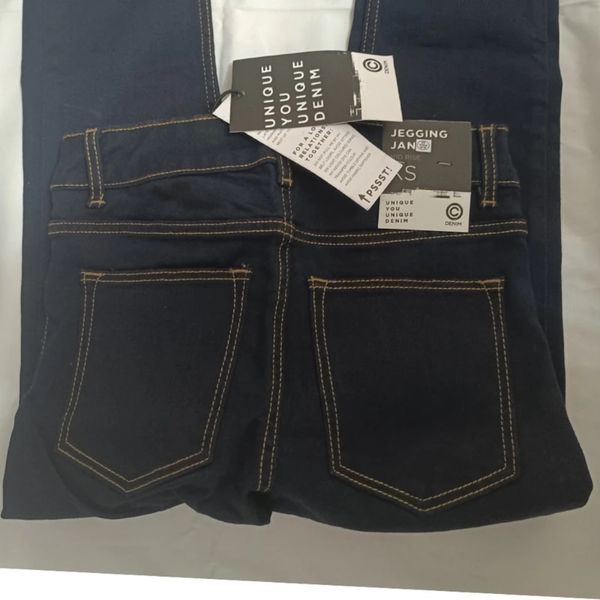 شلوار جین زنانه سورمه ای تیره طرحدار کوبوس مدل moj 24689 jegging