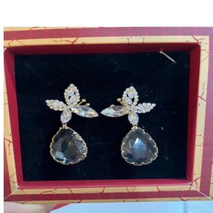 فروش اینترنتی گوشواره مجلسی گوشواره کریستالی پروانه نگین دار مجلسی