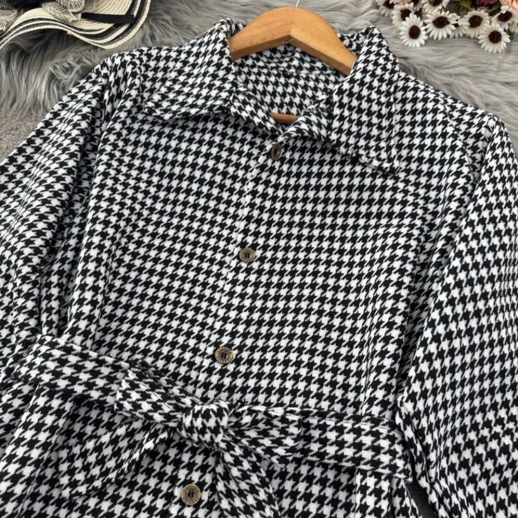 خرید اینترنتی مانتو بلند زنانه  طرح ریحانه