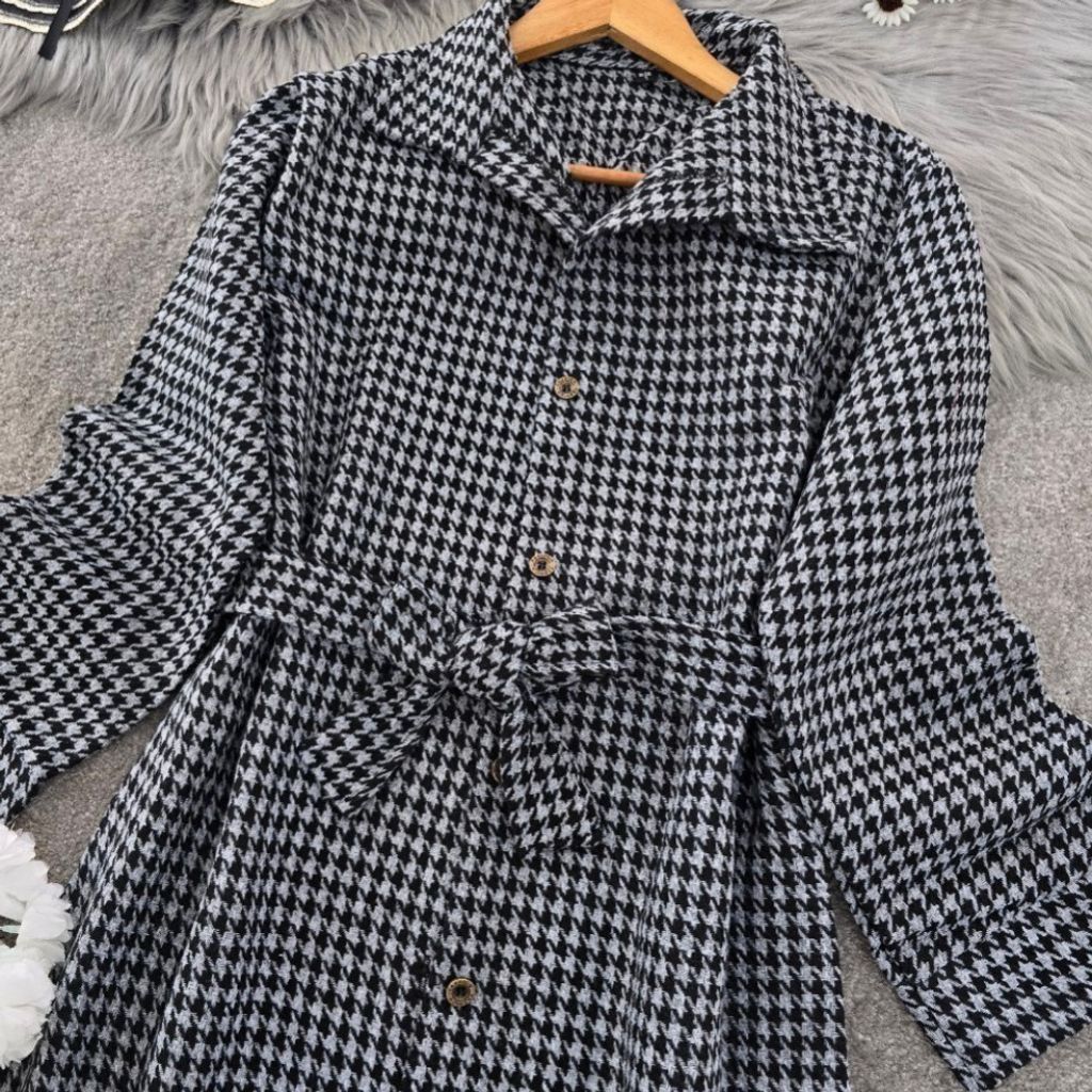 فروش اینترنتی مانتو بلند زنانه  طرح ریحانه