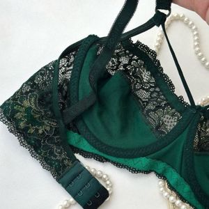 خرید اینترنتی سوتین زیرفنردار گیپور رنگی با فنر مقاوم و بند قابل تنظیم