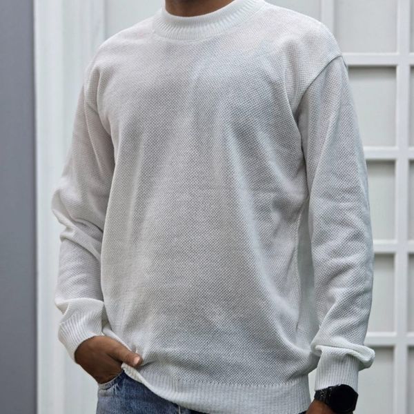 پلیور بافت مردانه رنگی با طراحی مینیمال انتخابی خاص برای آقایان خوش پوش
