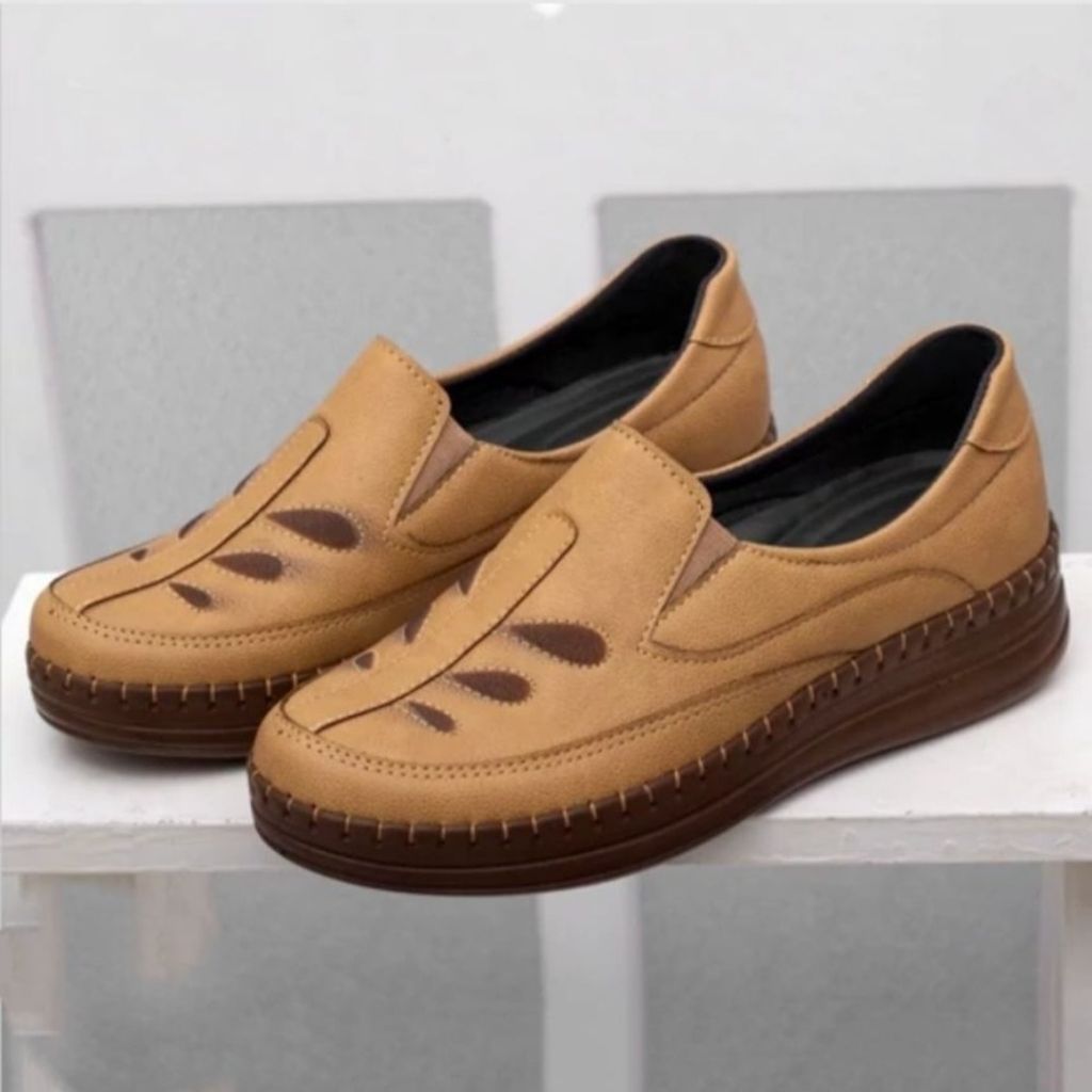 خرید انلاین کفش زنانه طبی یلدا دور دوخت (همراه با کفی طبی و خارپاشنه )