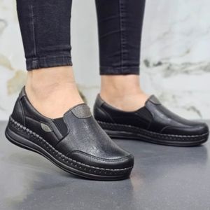 کفش زنانه طبی جیران  دست دوز (همراه با کفی طبی خارپاشنه)