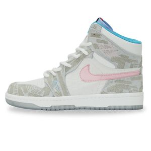 کتونی زنانه نایکSBساقدارطوسی/قالب کار کوچک است یک سایزبزرگتر سفارش دهید