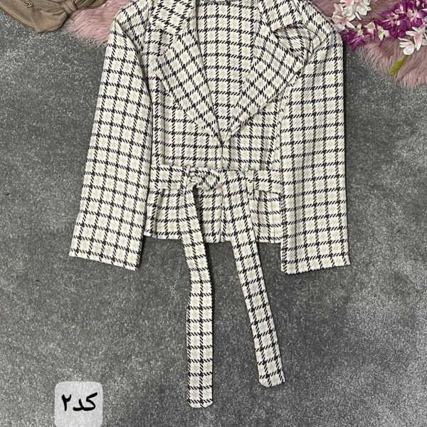 کراپ کت نیلوفر