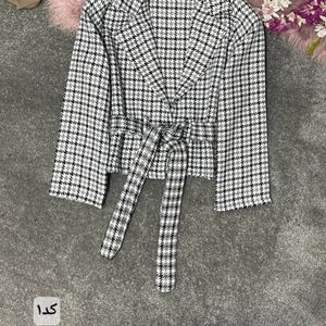 کراپ کت نیلوفر