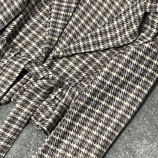 کراپ کت نیلوفر