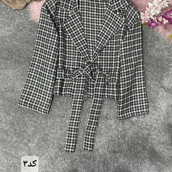 کراپ کت نیلوفر