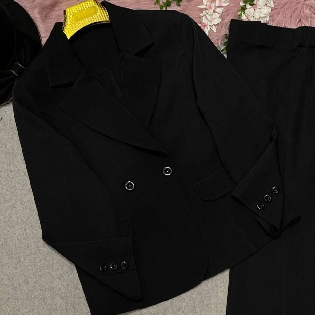 فروش اینترنتی کت شلوار بهاران