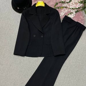 کت شلوار بهاران