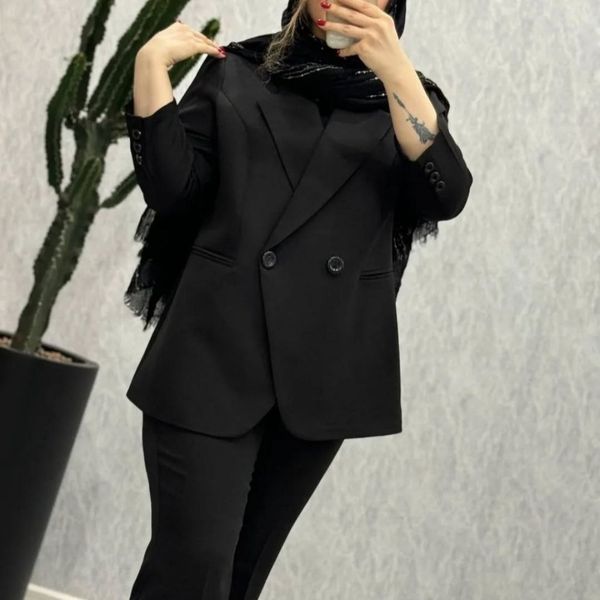 کت شلوار بهاران