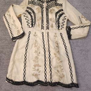 مشخصات مانتو مجلسی مزون دوز حریر شیشه ای