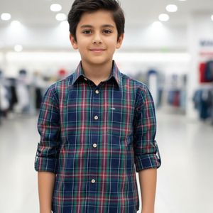 خرید اینترنتی پیراهن پسرانه چهارخانه نخ پنبه‌ای | استایل شیک، راحتی بی‌نظیر، رنگبندی