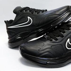 خرید انلاین کتونی نایک زوم مشکی ضد آب Nike Zoom