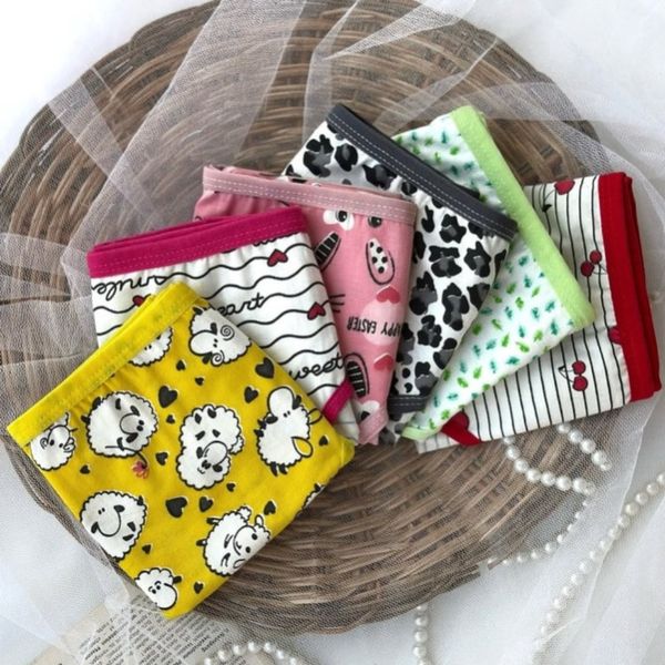 پک شورت نخی زنانه