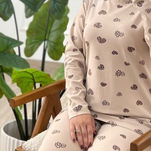 فروش اینترنتی ست بلوز و شلوار زنانه قلب پلنگی