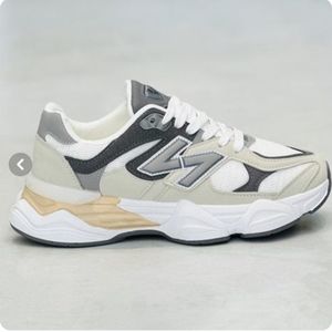 کفش نیوبالانس مردانه 9060 خارجی رنگ سفید طوسی