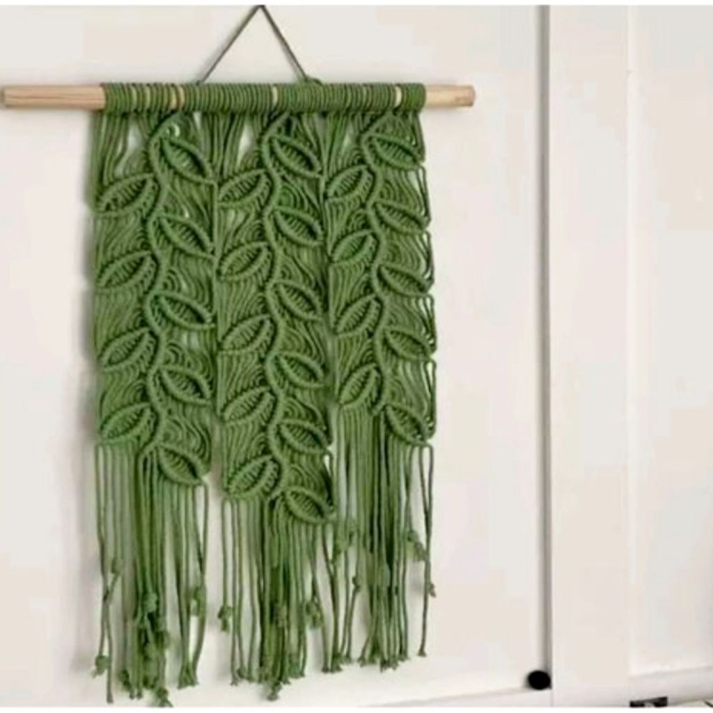 خرید آنلاین دیوارکوب آویزمکرومه جوانه سبز در رنگبندی