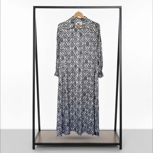 مانتو نخی بلند، جنس باتیک هندی