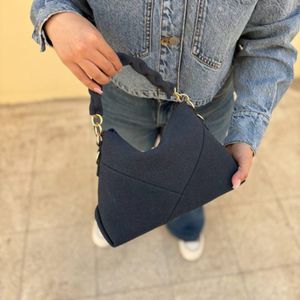 قیمت ارزان کیف اسپرت زنانه و دخترانه ماهرون پروانه